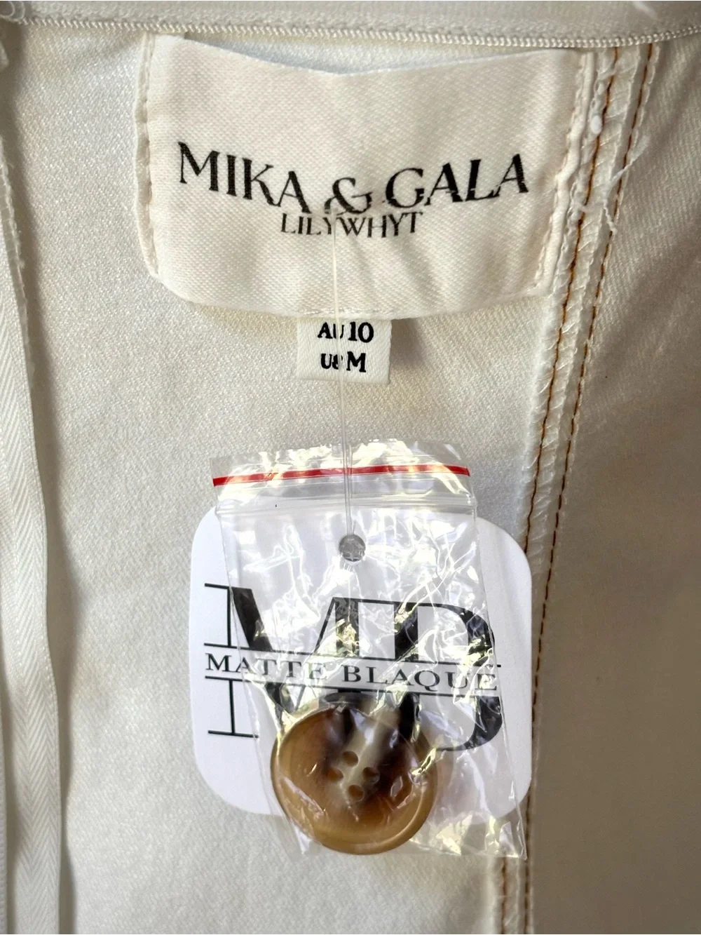 NWT Mika & Gala Strapless Mini Dress Ivory Fringe Button Detail M - Picture 6 of 13